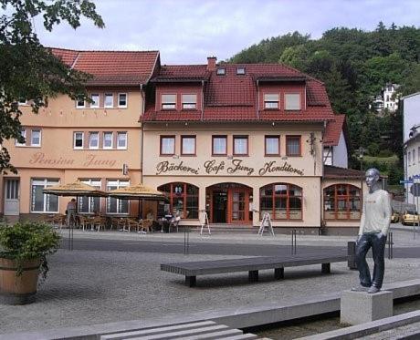 Pension Jung, Baeckerei-Konditorei & Cafe Ruhla Eksteriør bilde